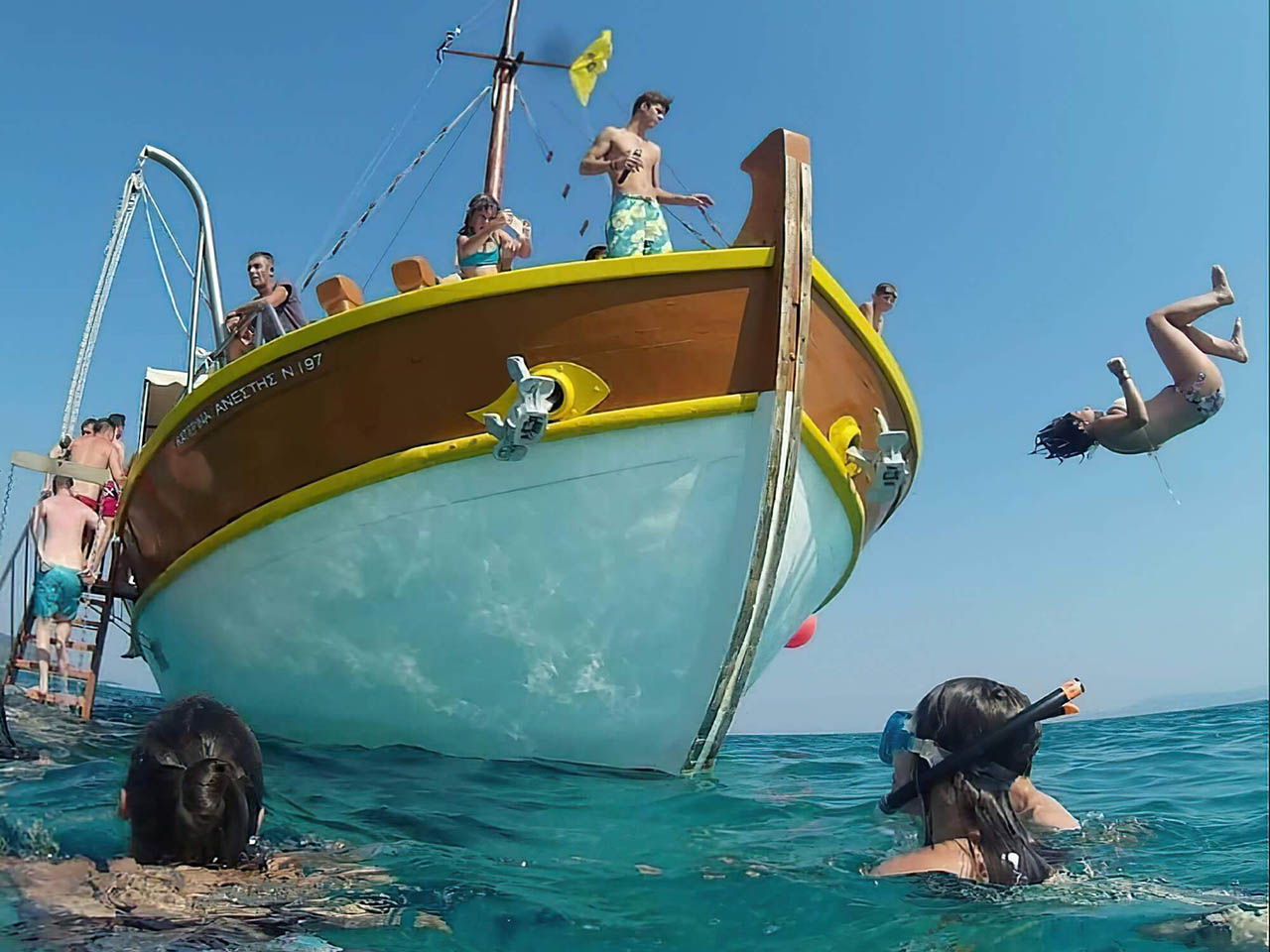 Круиз в “Голубую лагуну” из Сарти